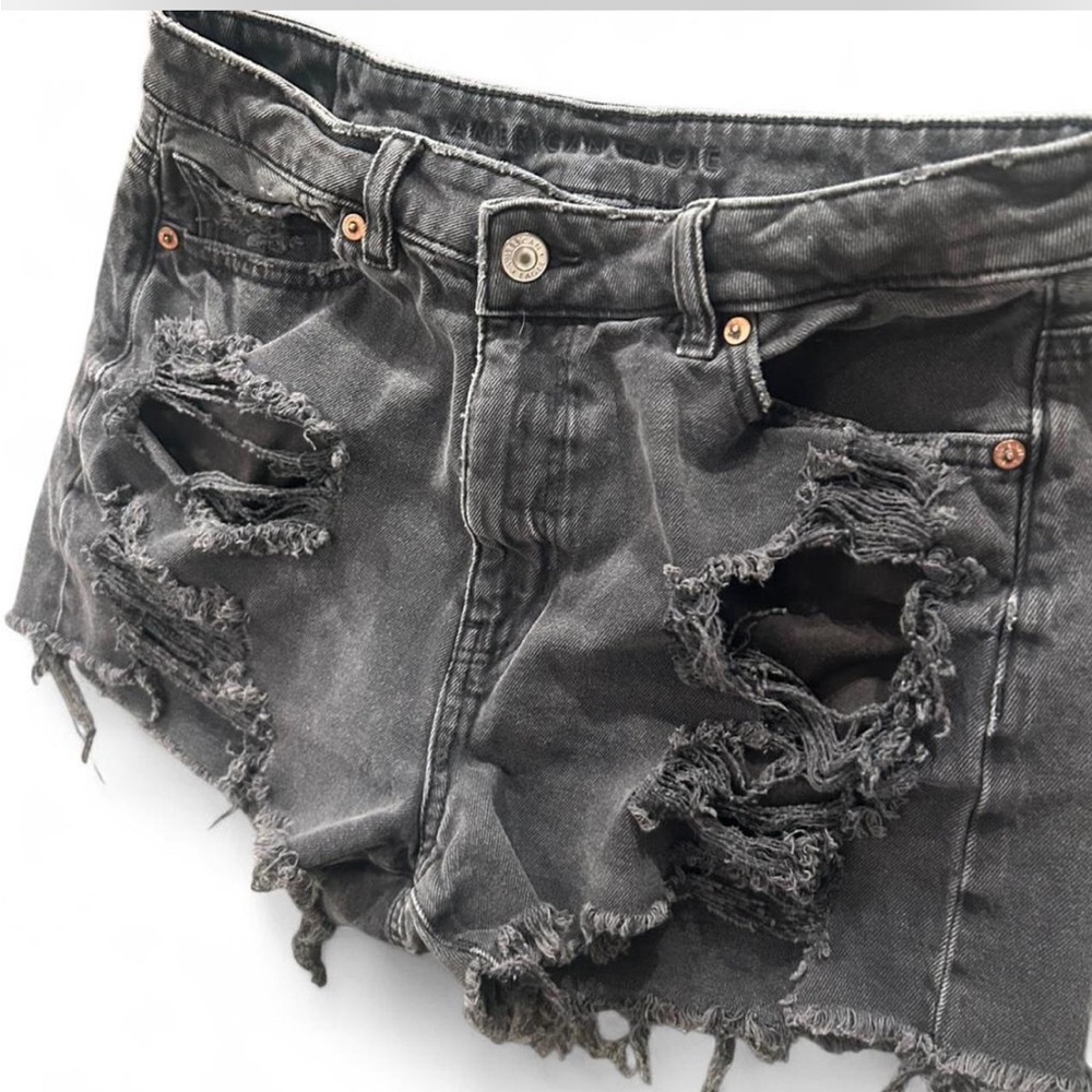 American Eagle Outfitters Black Washed Fistressed Jean Shorts| Size 8 - Picture 2 of 7